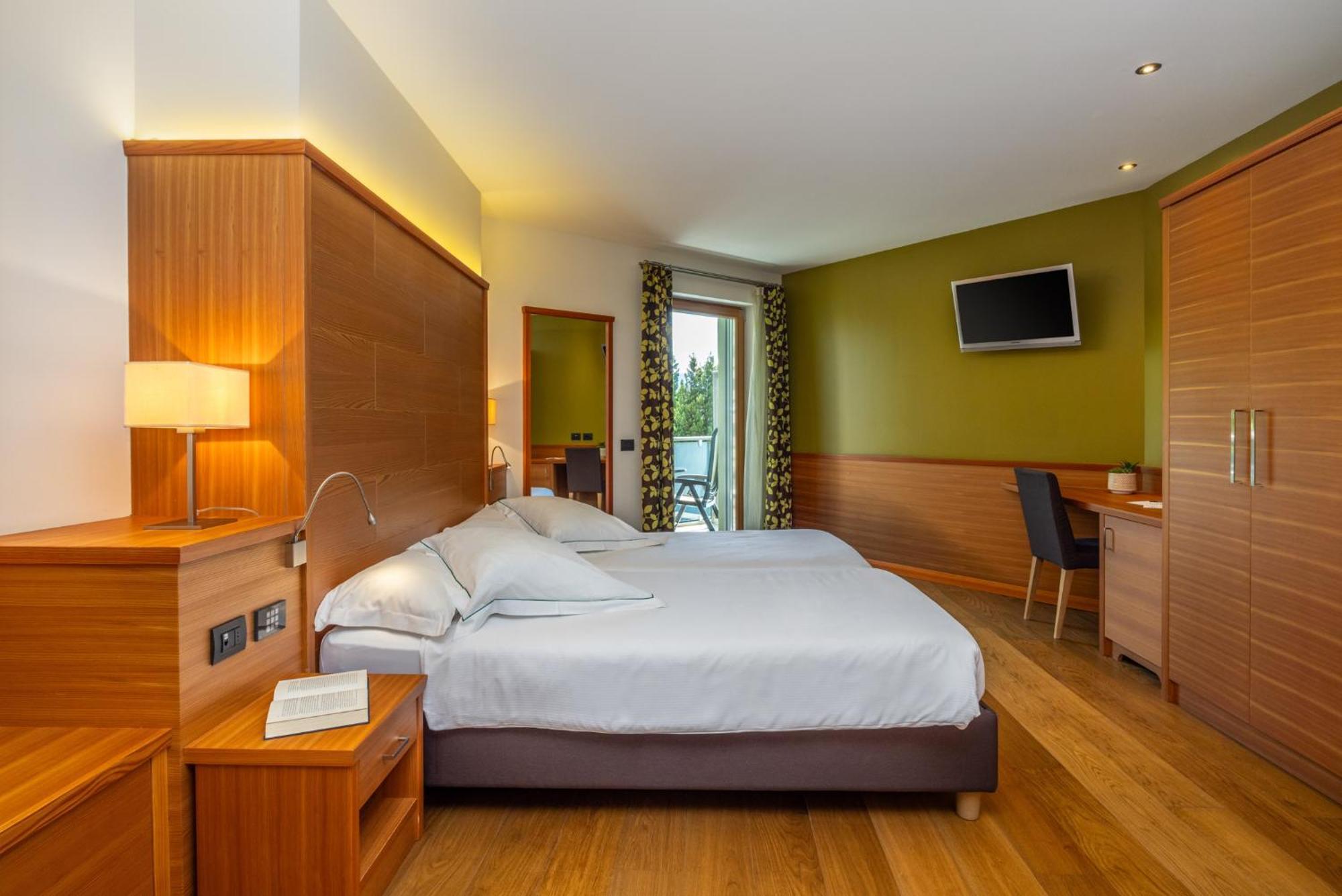 Viridis Hotel Revò Quarto foto