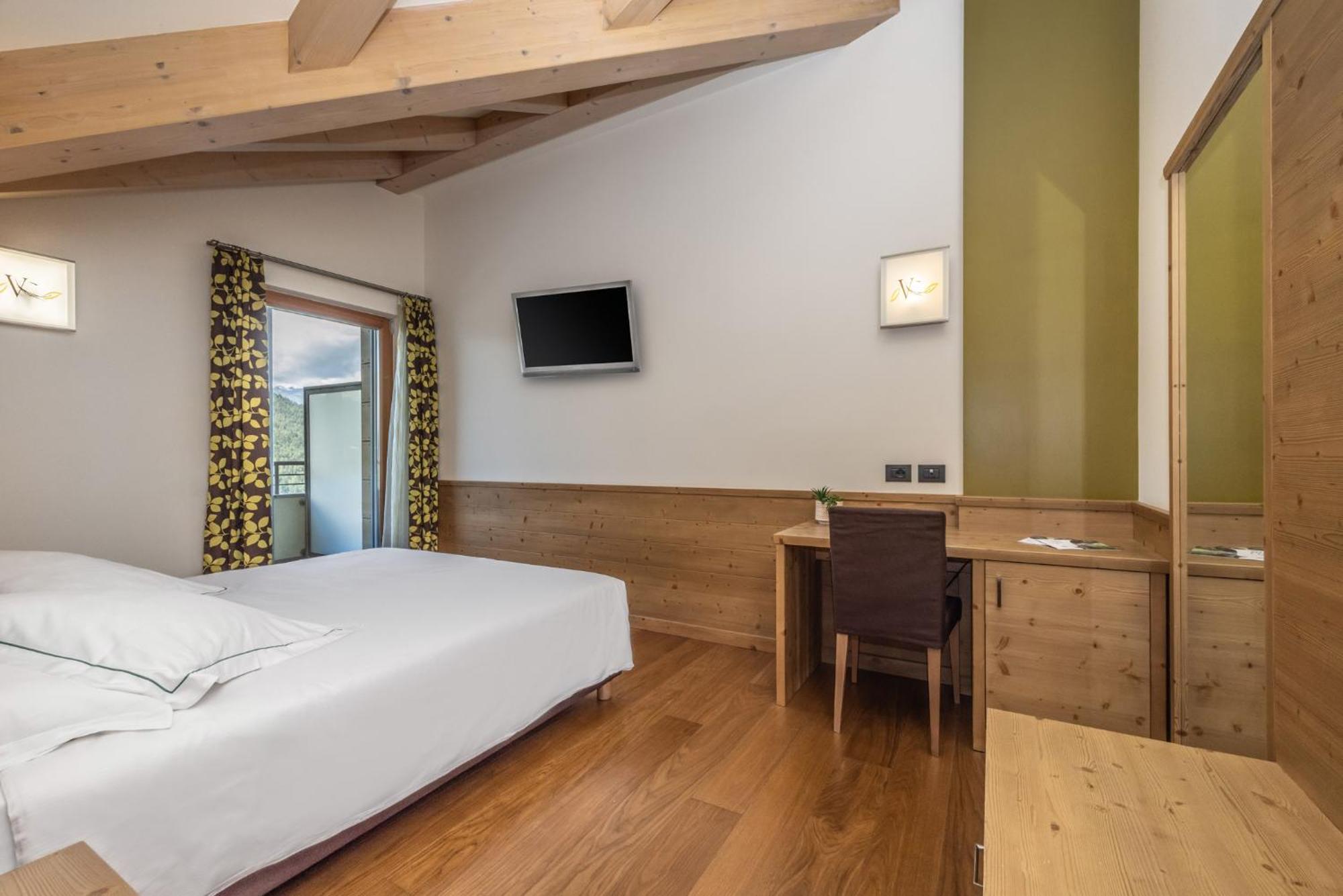 Viridis Hotel Revò Quarto foto